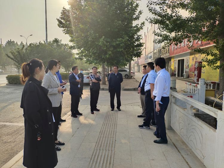 持续发力不松劲 履职尽责不懈怠 大庆办全力以赴做好国家卫生城复审工作