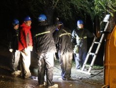 国网濮阳供电公司：向险而行 照亮防汛堤坝的路