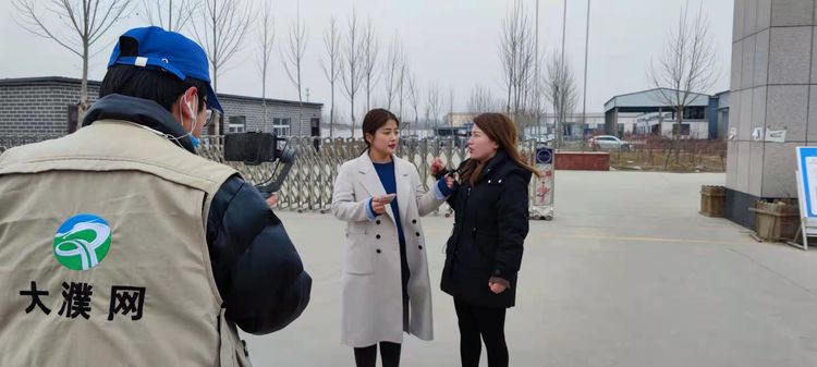 濮阳县人社局“春风送温暖 就业送真情”直播带岗活动走进美施宝