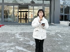 华龙区人社局举办“携手就业 情满冬至”网络直播招聘活动