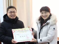 九三学社濮阳市委员会开展为社员送荣誉进单位活动