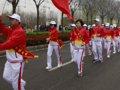 濮阳市中医医院参加市迎春健跑活动