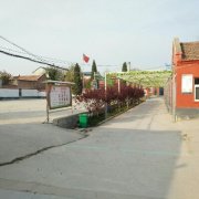 谋联盟发展大计，商学校特色之路