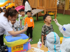 清丰第一医院圆满完成八所托幼机构师生核酸检测标本采集工作任务