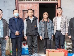 走访慰问困难户，真情帮扶暖人心