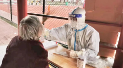 新婚燕尔 并肩作战“疫”线