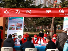 乘二十大春风 传雷锋精神